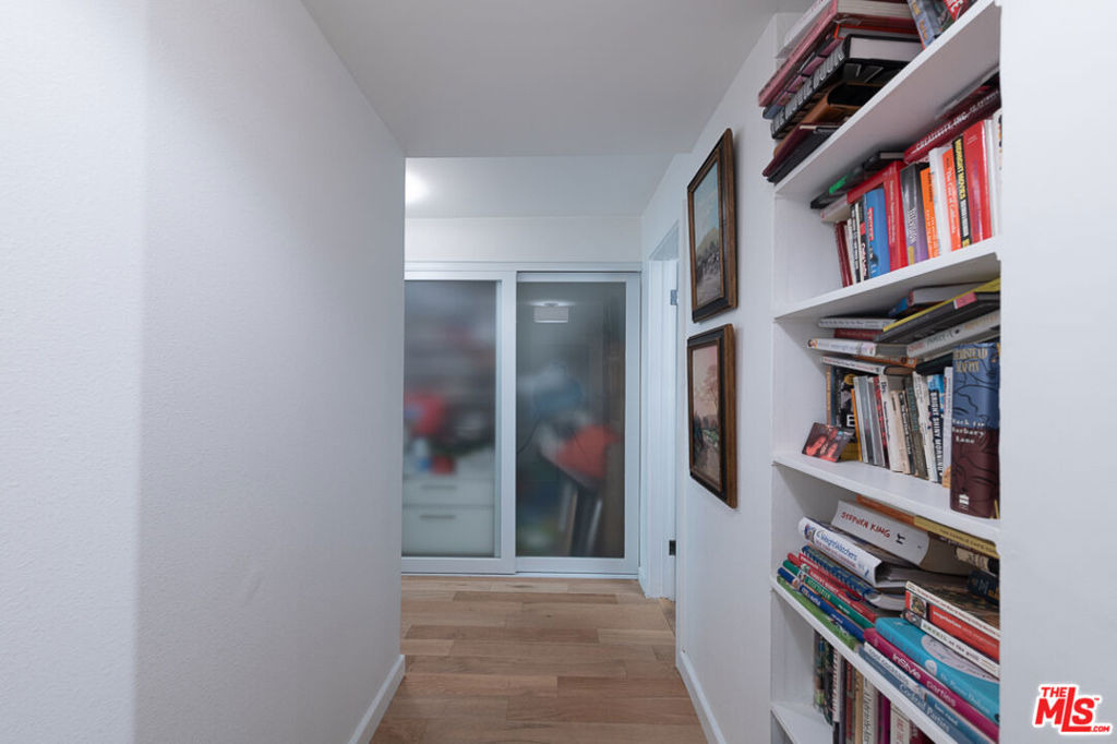 1230 Horn Avenue - Photo 11