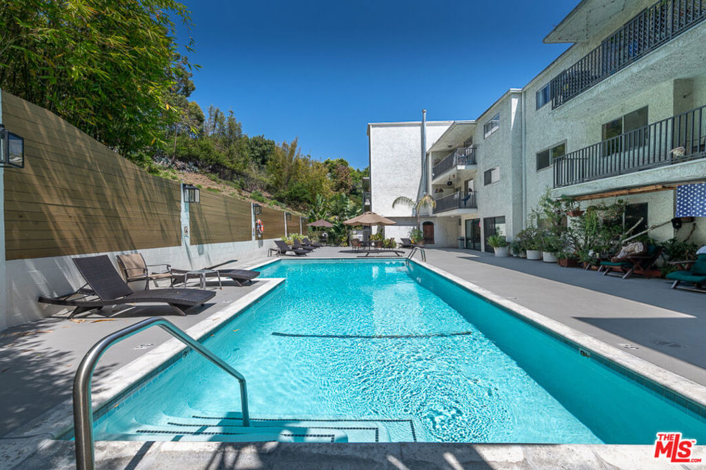 1230 Horn Avenue - Photo 20