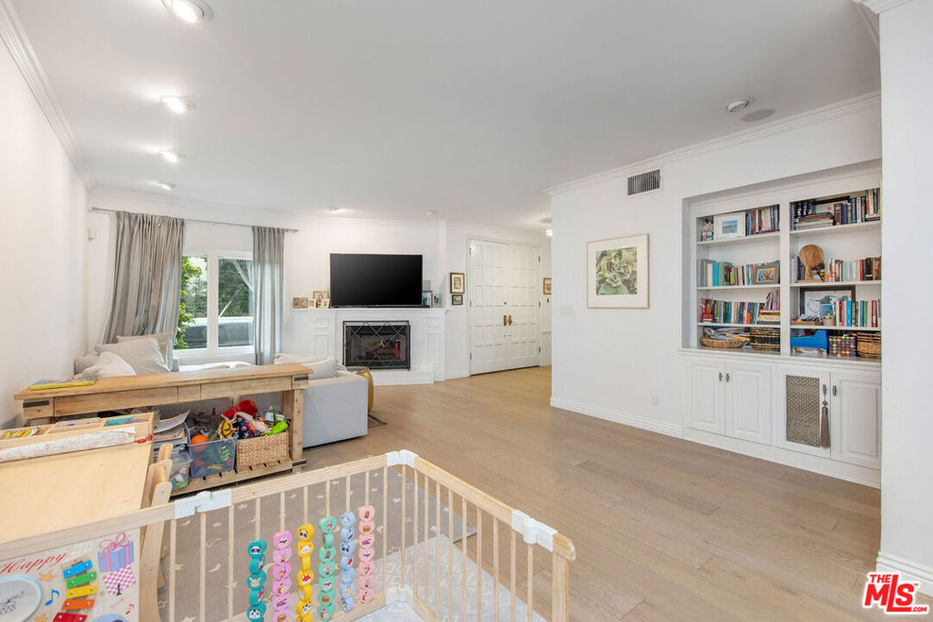 1802 California Avenue - Photo 2