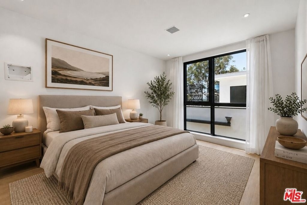 917 Hilldale Avenue - Photo 8