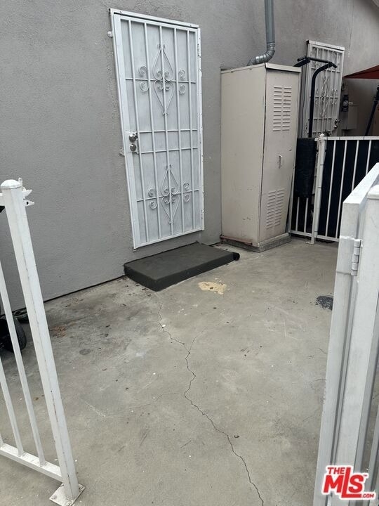 1116 N Ardmore Avenue - Photo 15