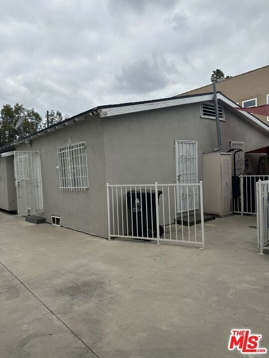 1116 N Ardmore Avenue - Photo 12
