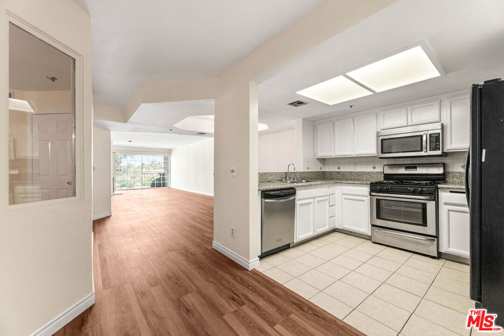 4755 Templeton Street - Photo 1