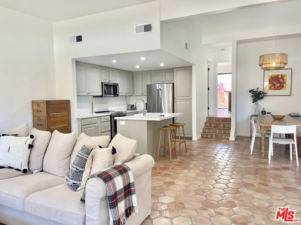73441 Foxtail Lane - Photo 4