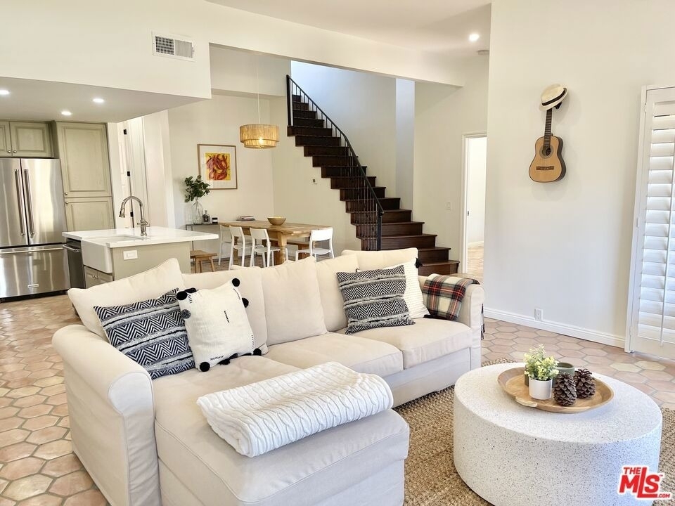 73441 Foxtail Lane - Photo 1