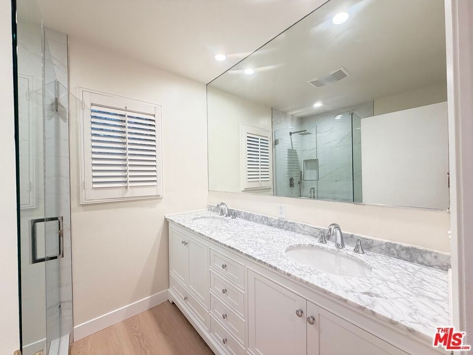 2000 San Ysidro Drive - Photo 19