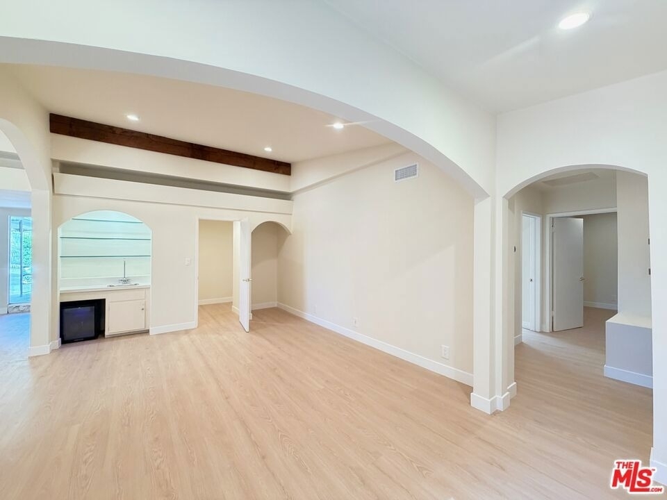 2000 San Ysidro Drive - Photo 12