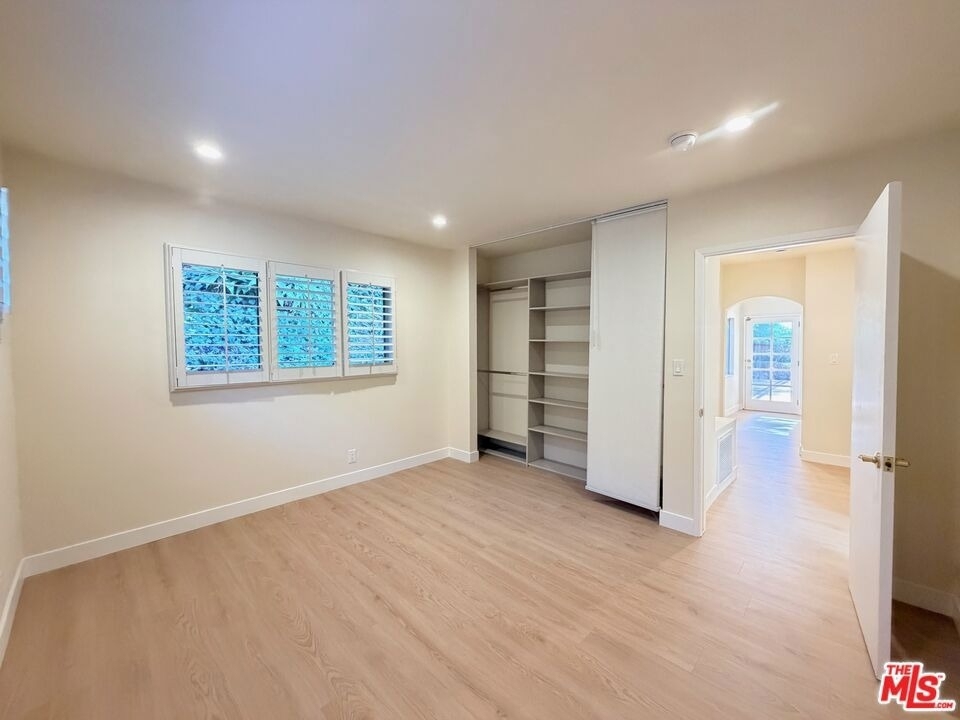 2000 San Ysidro Drive - Photo 22