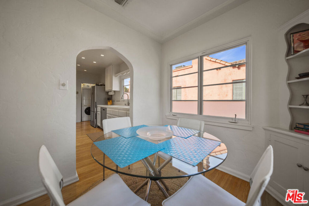 837 N Harper Avenue - Photo 12