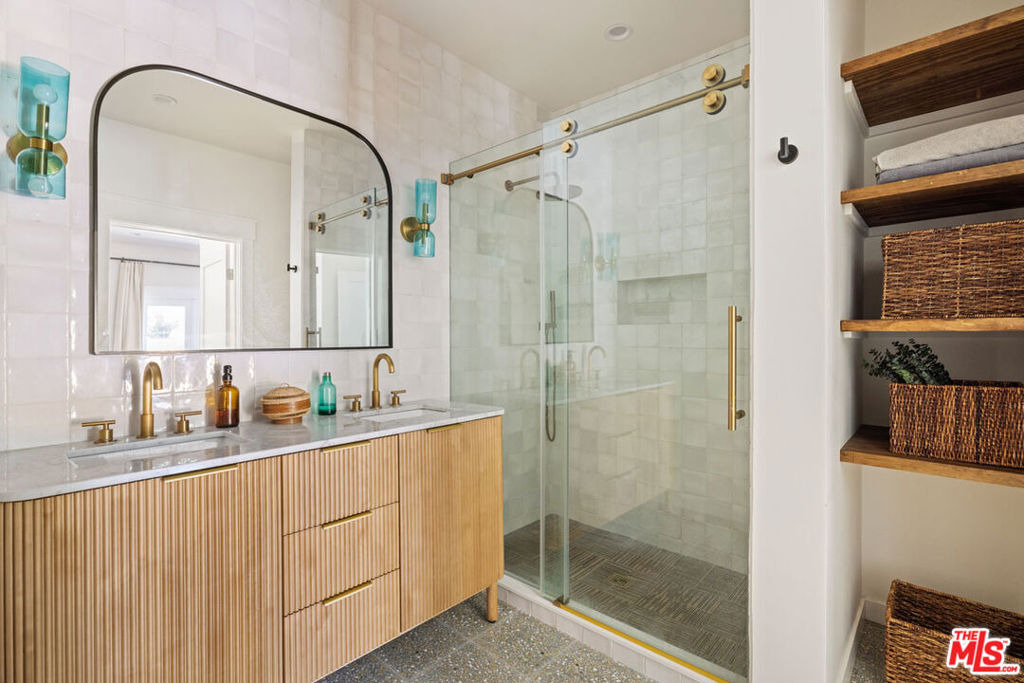 137 E Avenue 43 - Photo 20