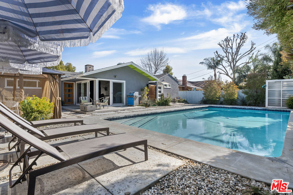 5127 Gaynor Avenue - Photo 3