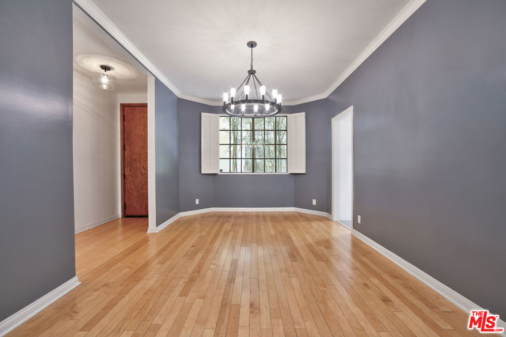 11939 Gorham Avenue - Photo 17