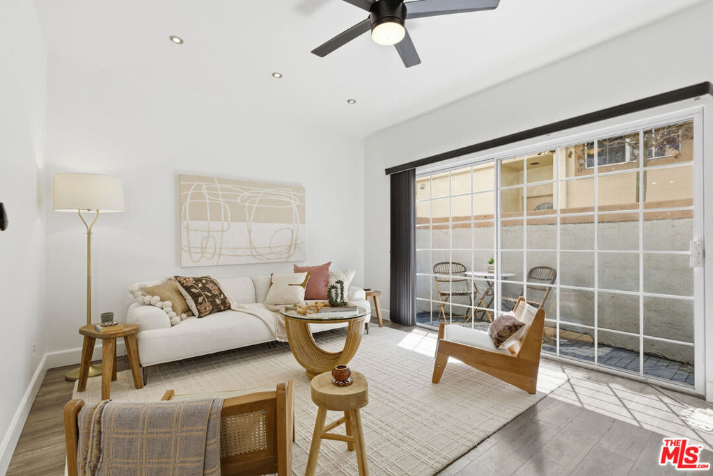 11110 Camarillo Street - Photo 6