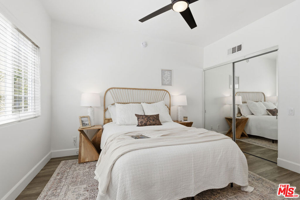 11110 Camarillo Street - Photo 14