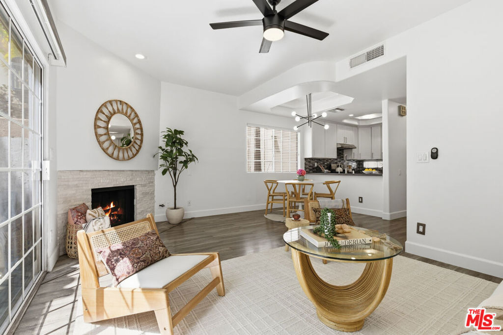 11110 Camarillo Street - Photo 4