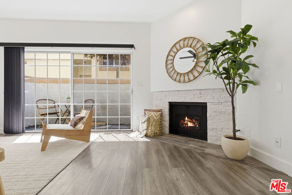 11110 Camarillo Street - Photo 7