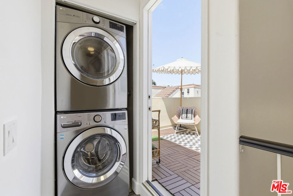 11110 Camarillo Street - Photo 20
