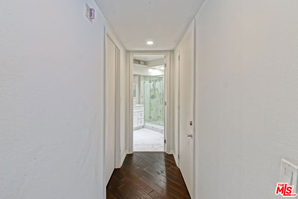 1875 S Beverly Glen Boulevard - Photo 13