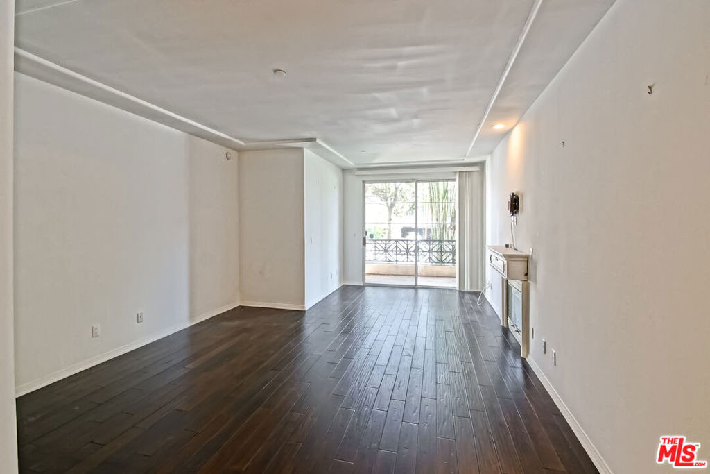 1875 S Beverly Glen Boulevard - Photo 10