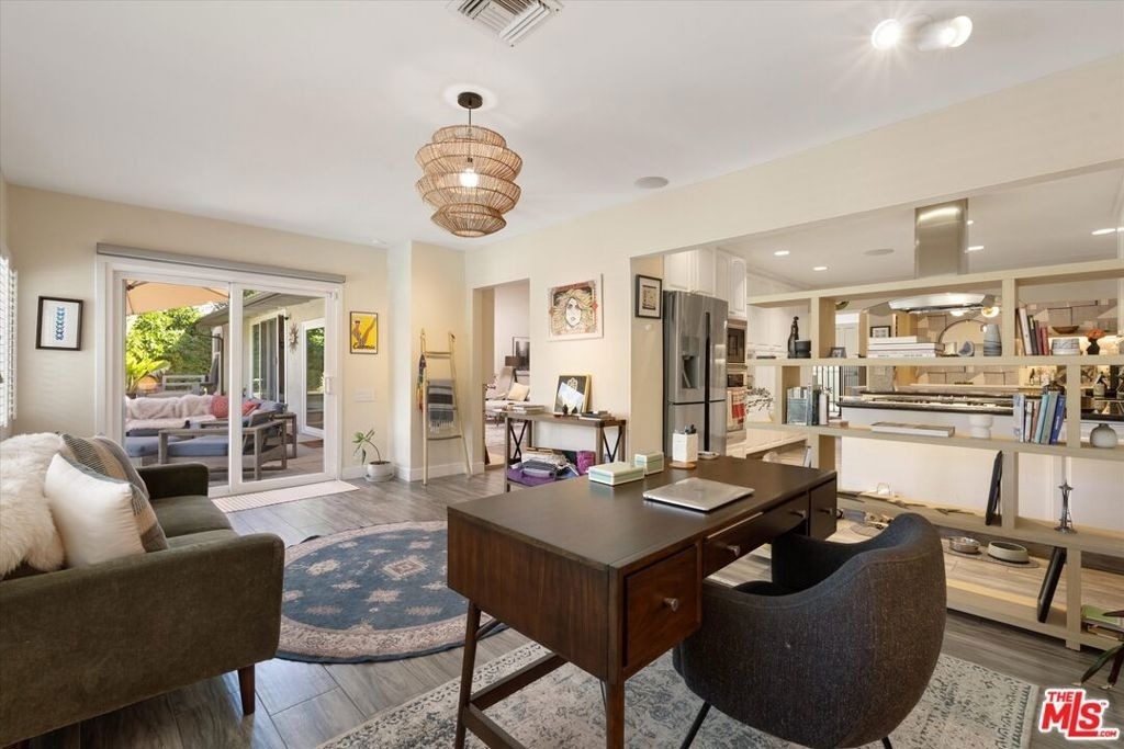 4927 Bellaire Avenue - Photo 12