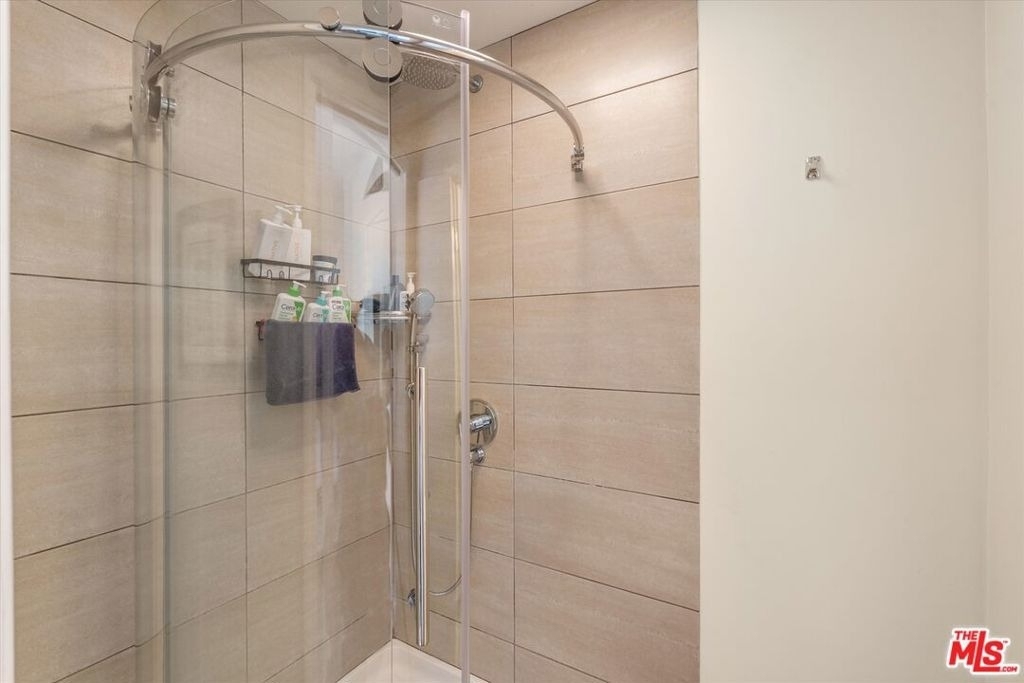 4927 Bellaire Avenue - Photo 27