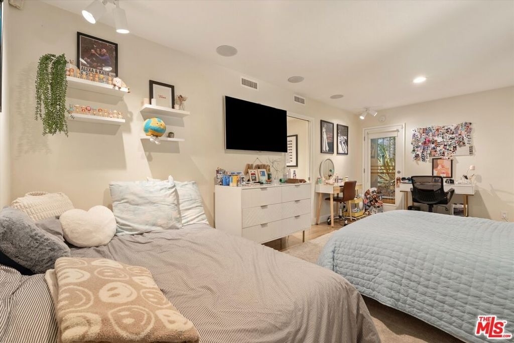 4927 Bellaire Avenue - Photo 21