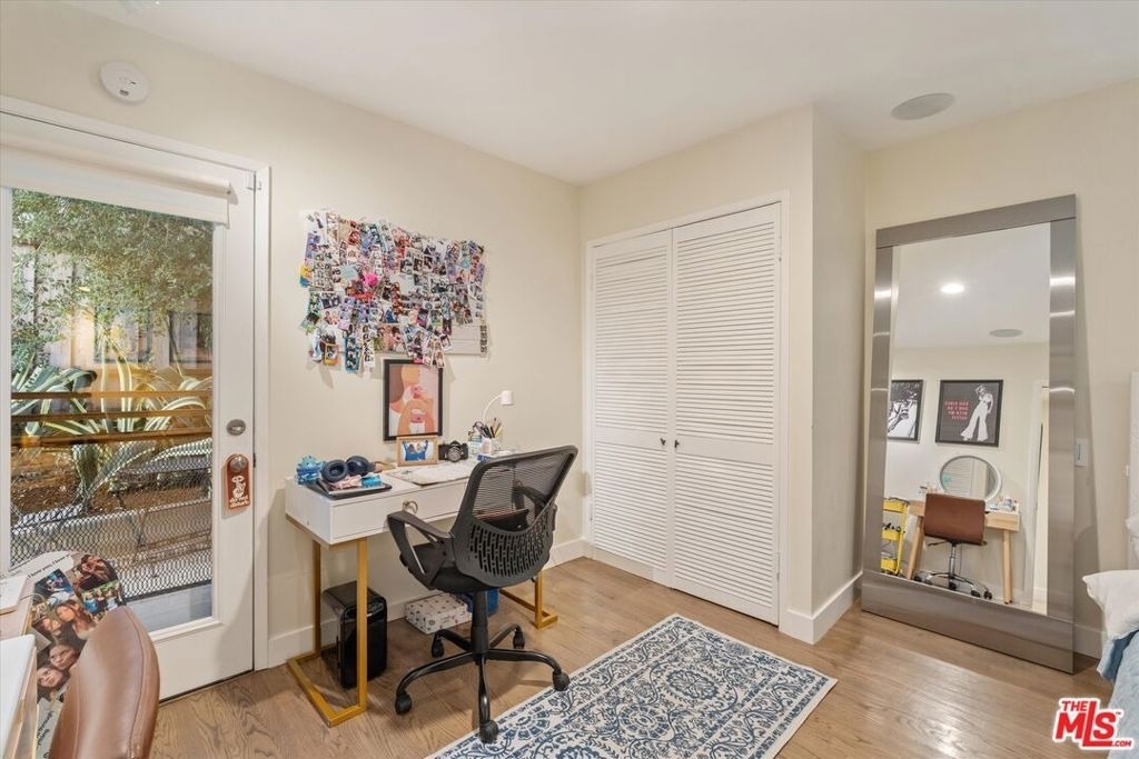 4927 Bellaire Avenue - Photo 22