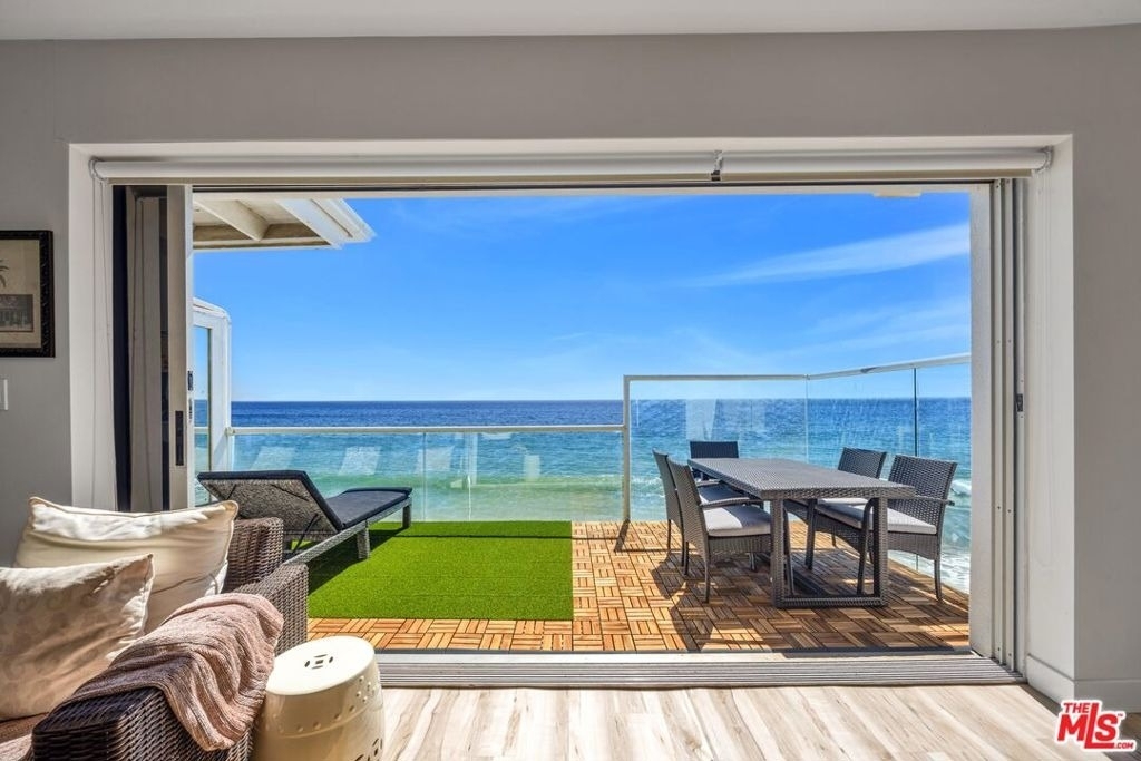 25444 Malibu Road - Photo 8