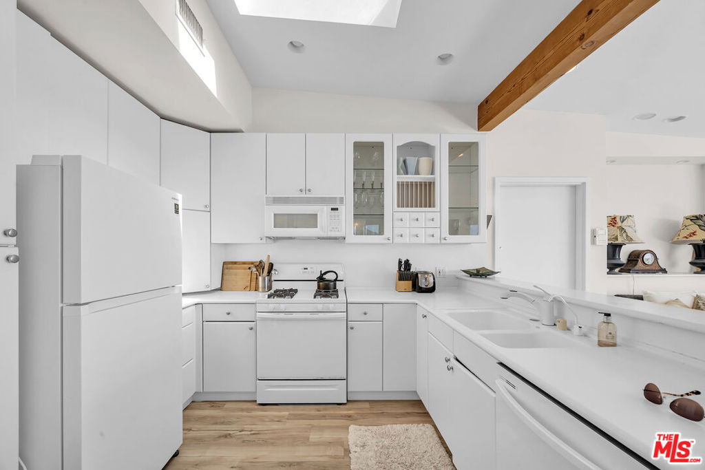 25444 Malibu Road - Photo 11