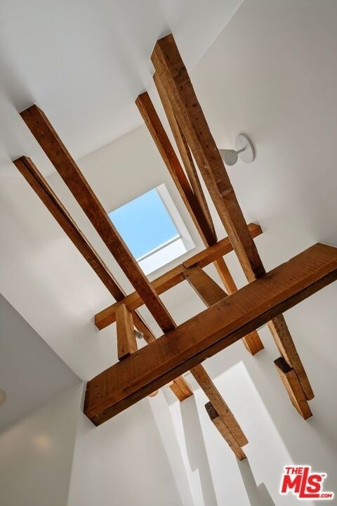9001 Rosewood Avenue - Photo 24