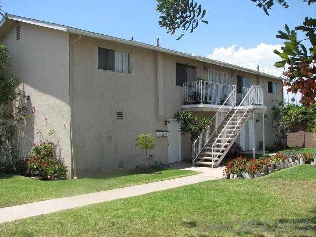 930 Ebony Ave - Photo 0