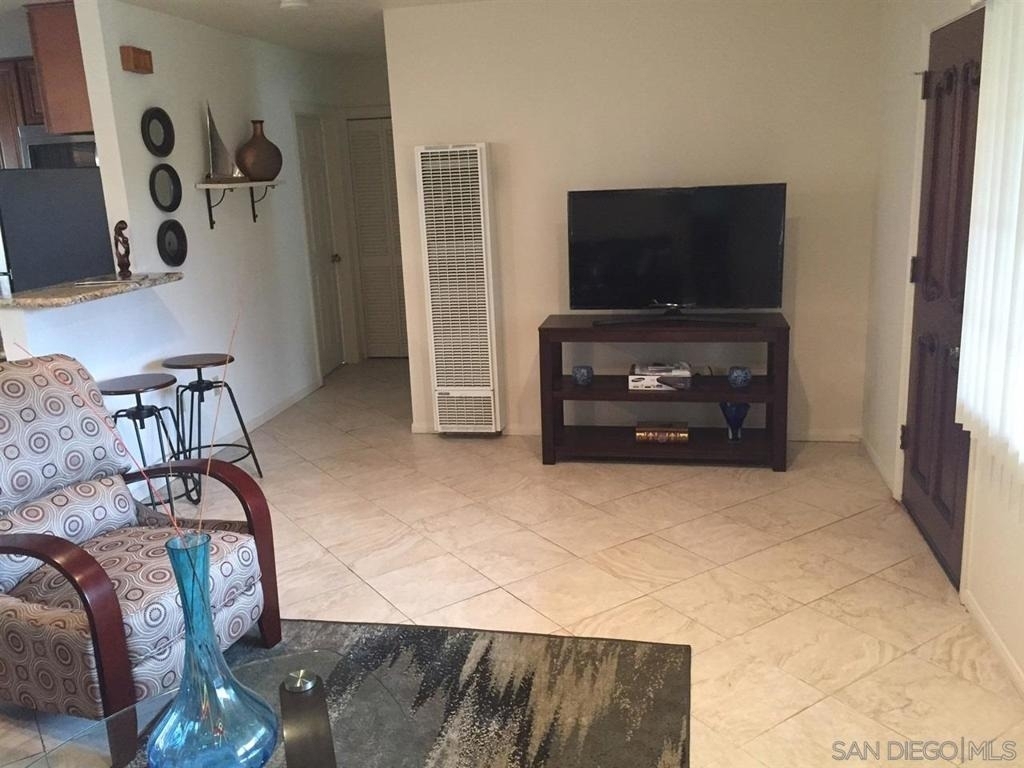 1460 W Oliver Avenue - Photo 4