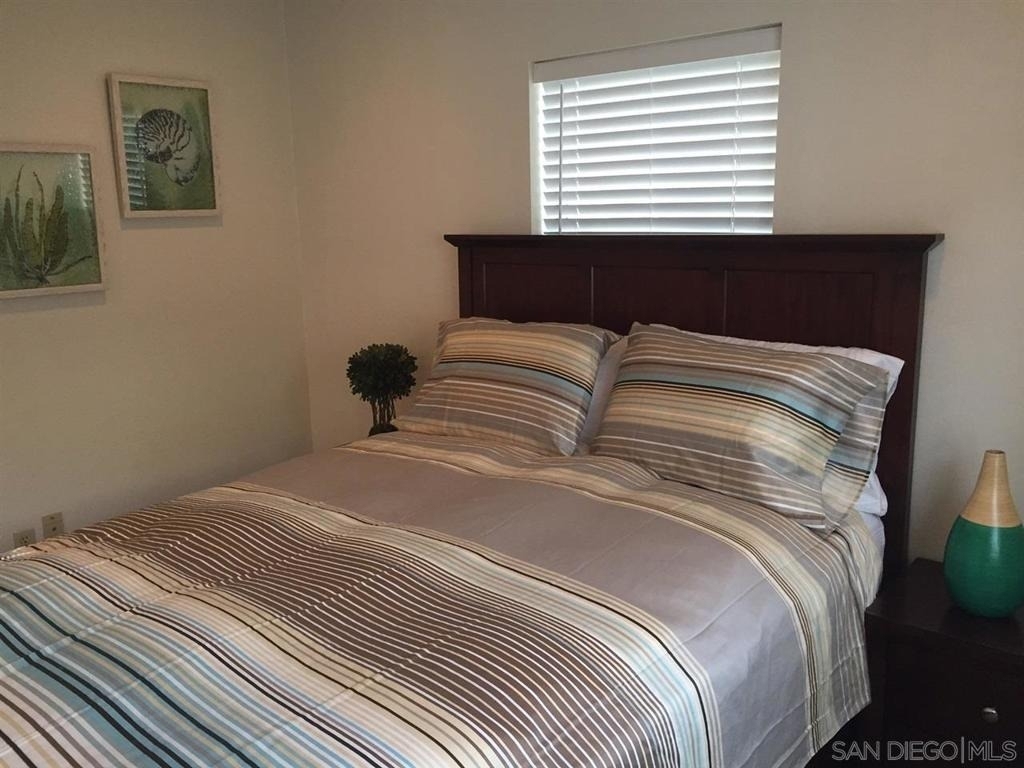 1460 W Oliver Avenue - Photo 12