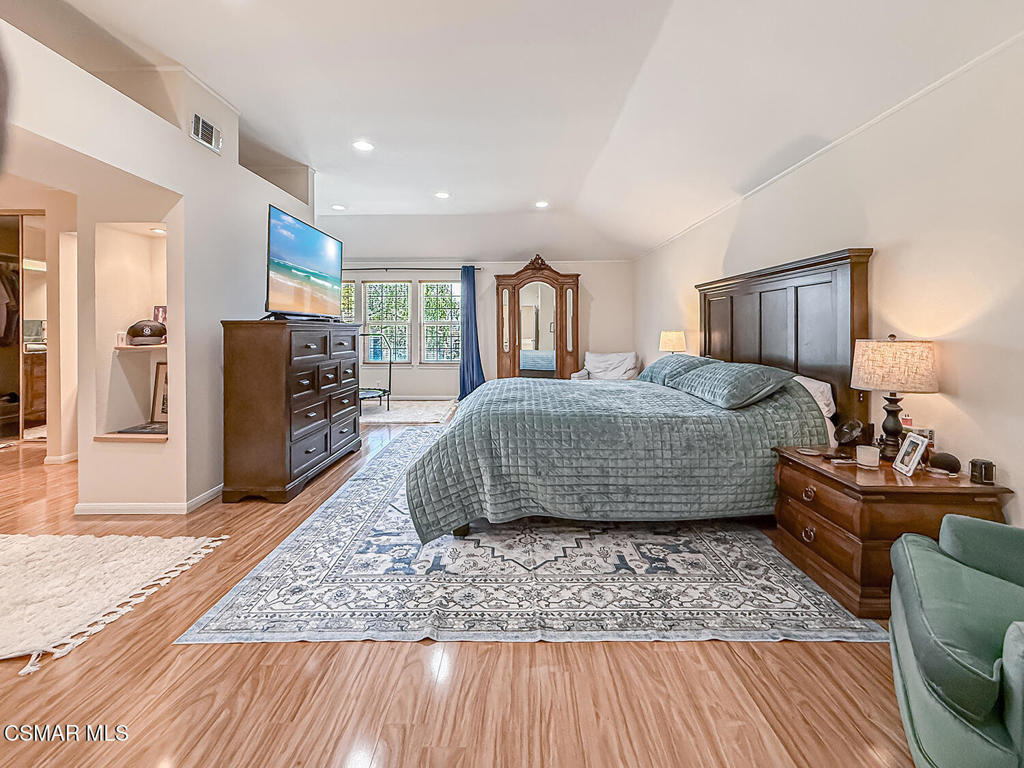 2111 Peak Place - Photo 34
