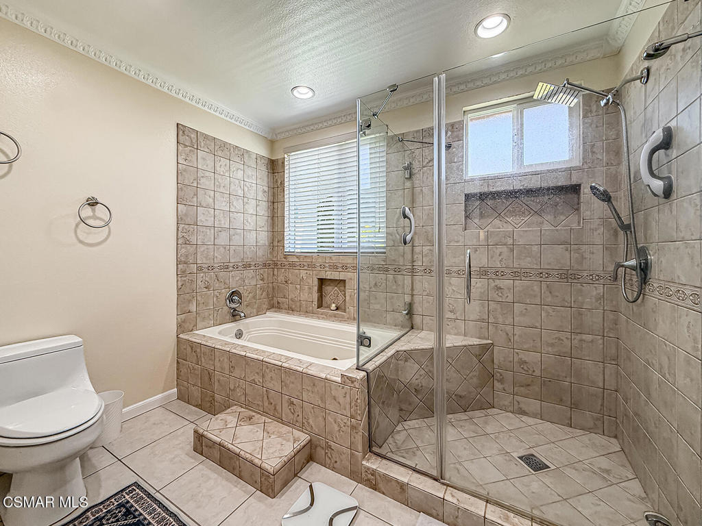 2111 Peak Place - Photo 43
