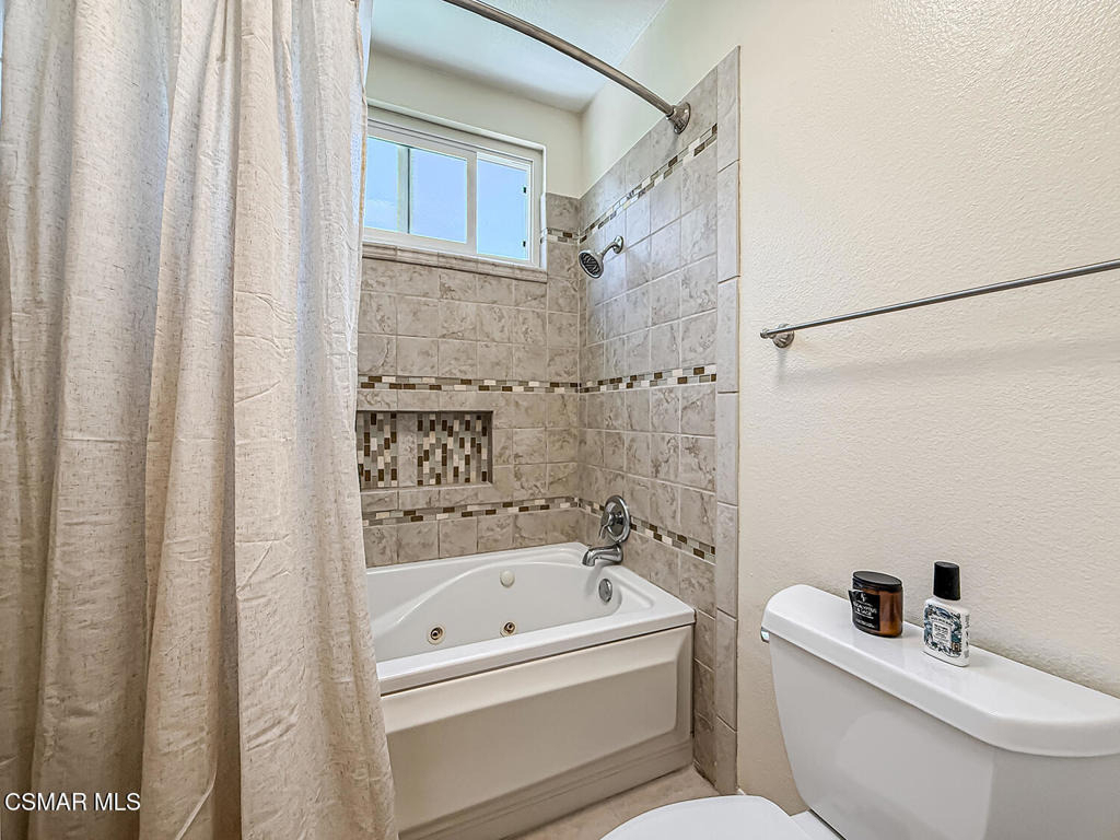 2111 Peak Place - Photo 33