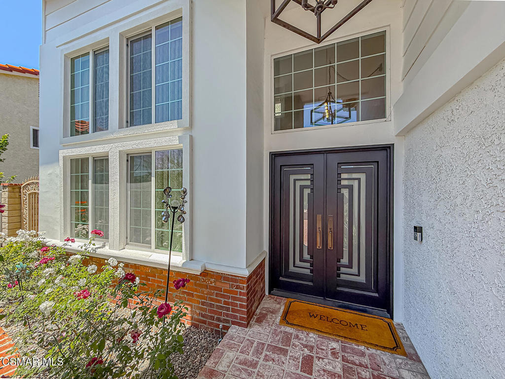 2111 Peak Place - Photo 0