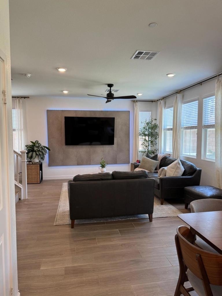 35403 Bains Avenue - Photo 9