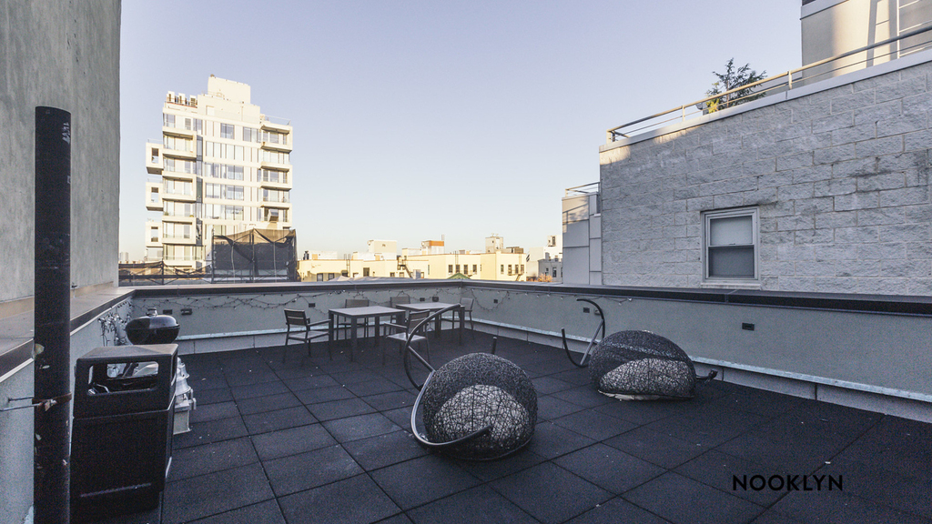 194 S 2nd St 11211 - Photo 4