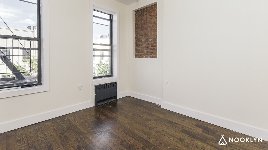 287 Troutman St 11237 - Photo 3