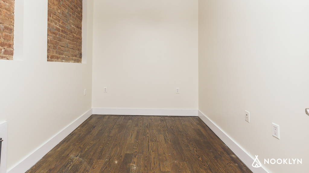 287 Troutman St 11237 - Photo 6