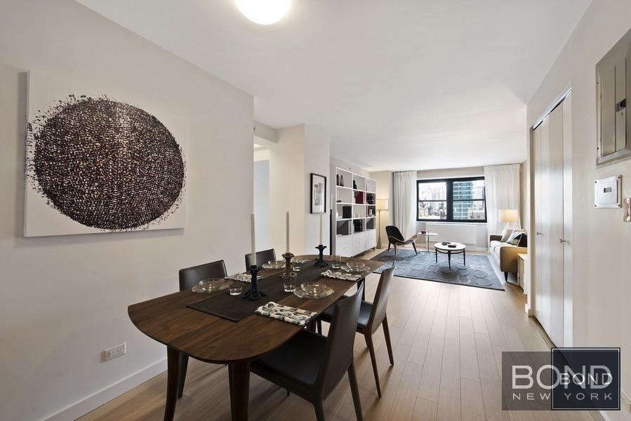 East 39th Street - Photo 1