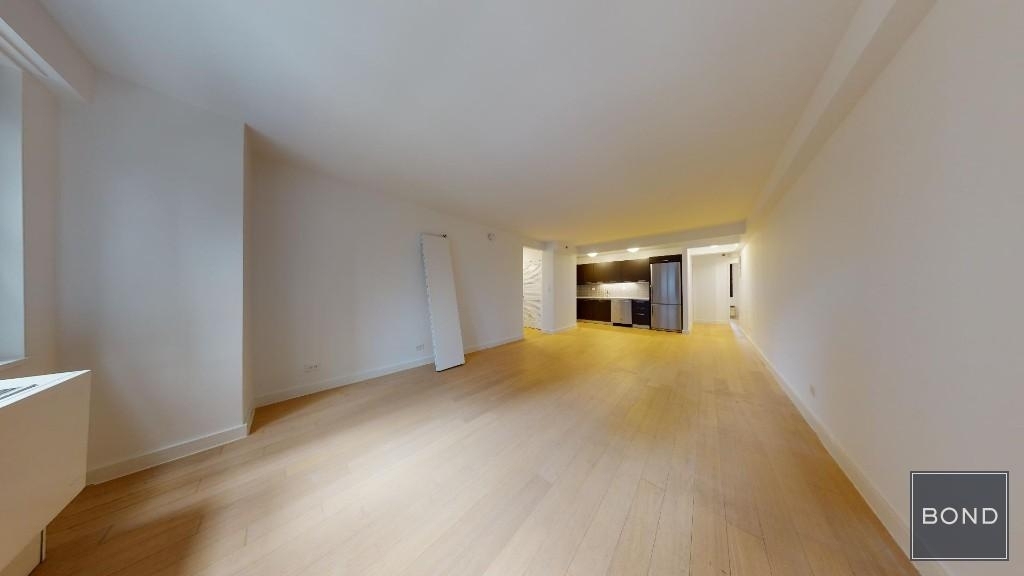 East 39th Street - Photo 1