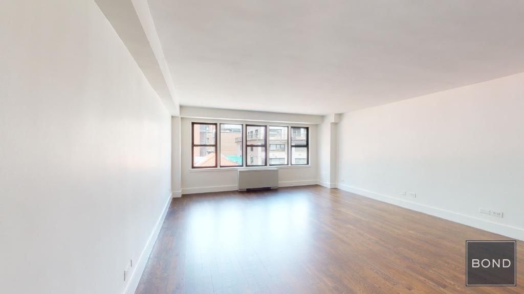 East 63rd Street - Photo 1