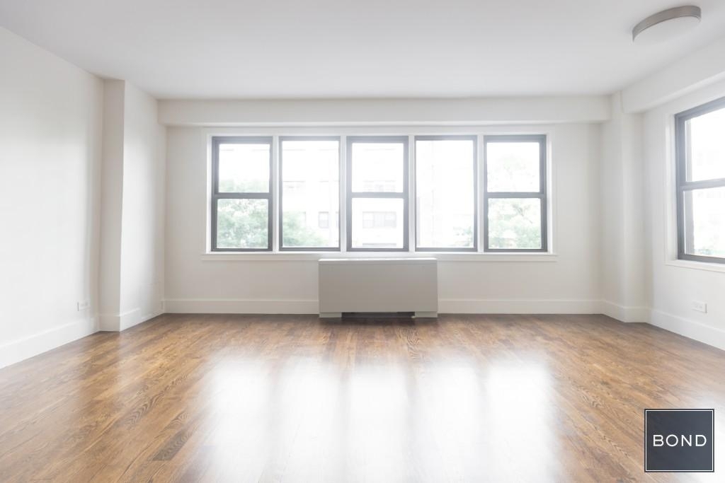 East 63rd Street - Photo 12