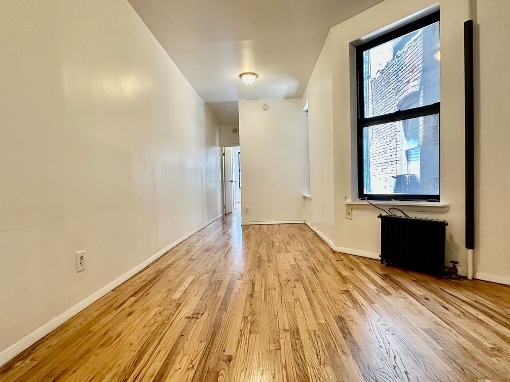 401 East 91st Street - Photo 7