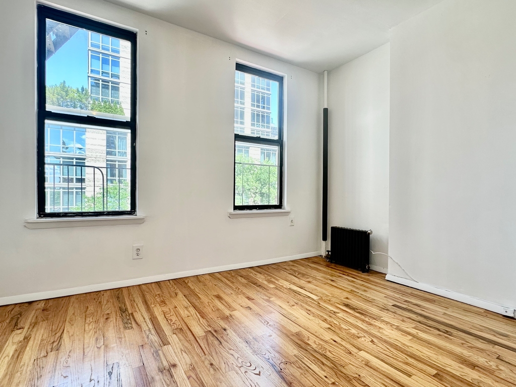401 East 91st Street - Photo 1