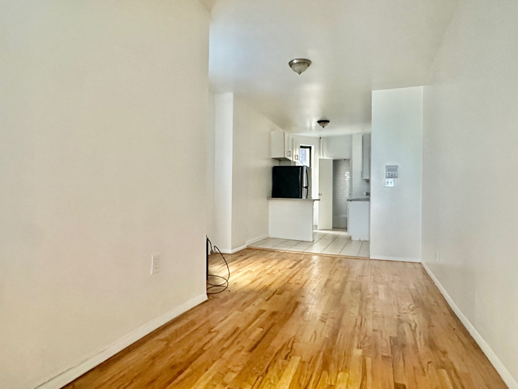 401 East 91st Street - Photo 12