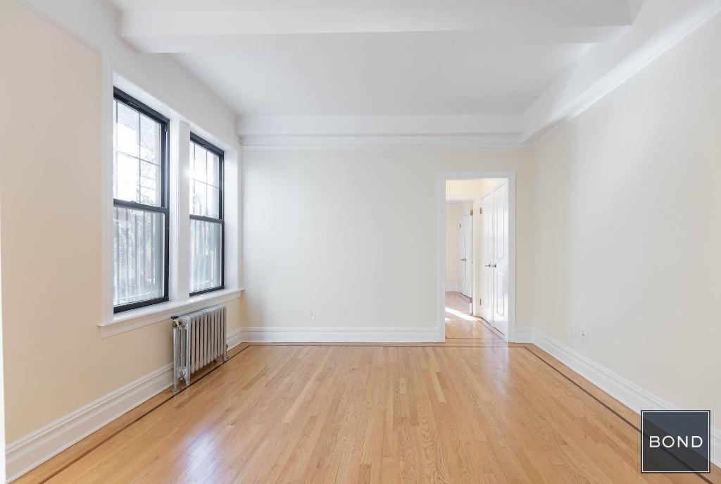 East 92nd Street - Photo 5