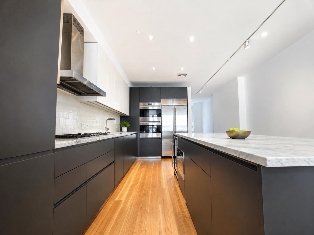 6 Bond Street - Photo 4